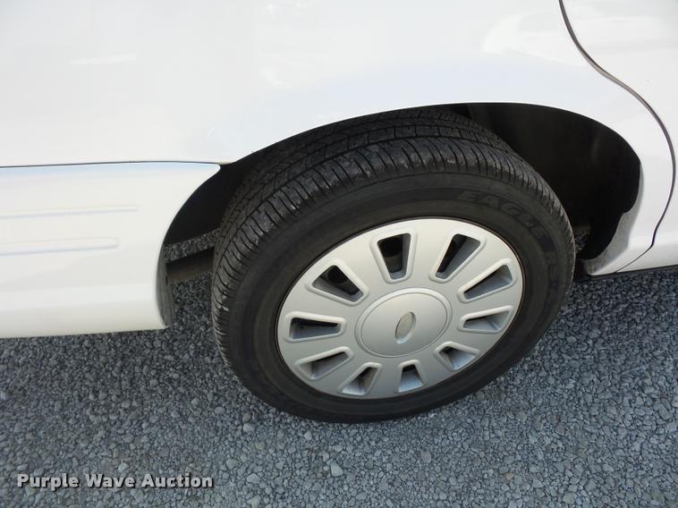 image for item BK9579 2009 Ford Crown Victoria Police Interceptor