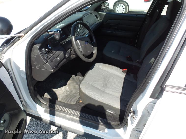 image for item BK9579 2009 Ford Crown Victoria Police Interceptor