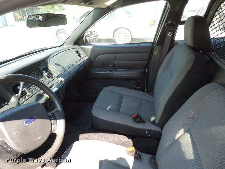 image for item BK9579 2009 Ford Crown Victoria Police Interceptor