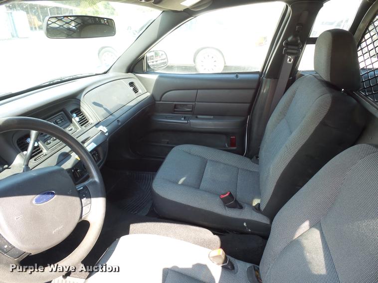 image for item BK9579 2009 Ford Crown Victoria Police Interceptor