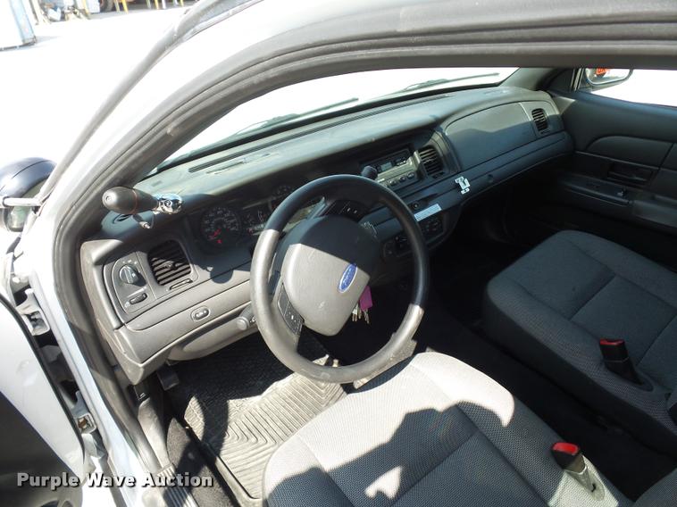 image for item BK9581 2011 Ford Crown Victoria Police Interceptor