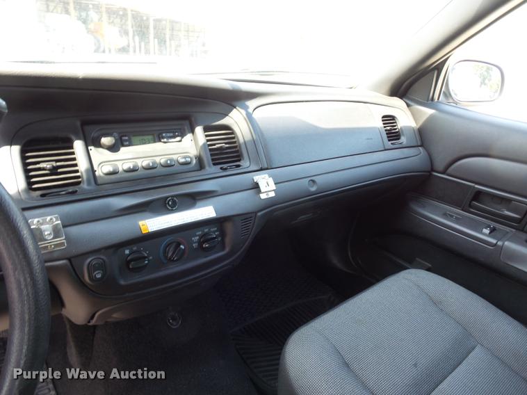 image for item BK9581 2011 Ford Crown Victoria Police Interceptor