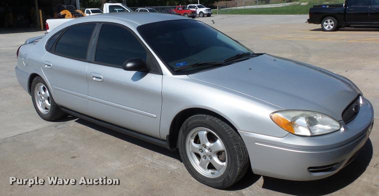 image for item BK9582 2006 Ford Taurus