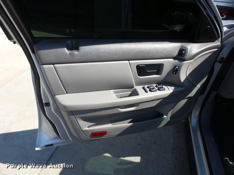 image for item BK9582 2006 Ford Taurus