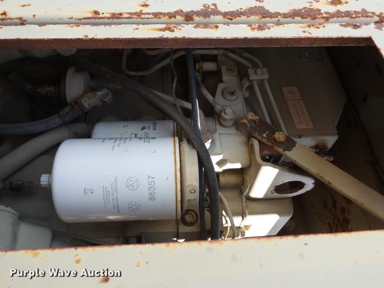 image for item BK9585 1989 VMI 415 mini dredge