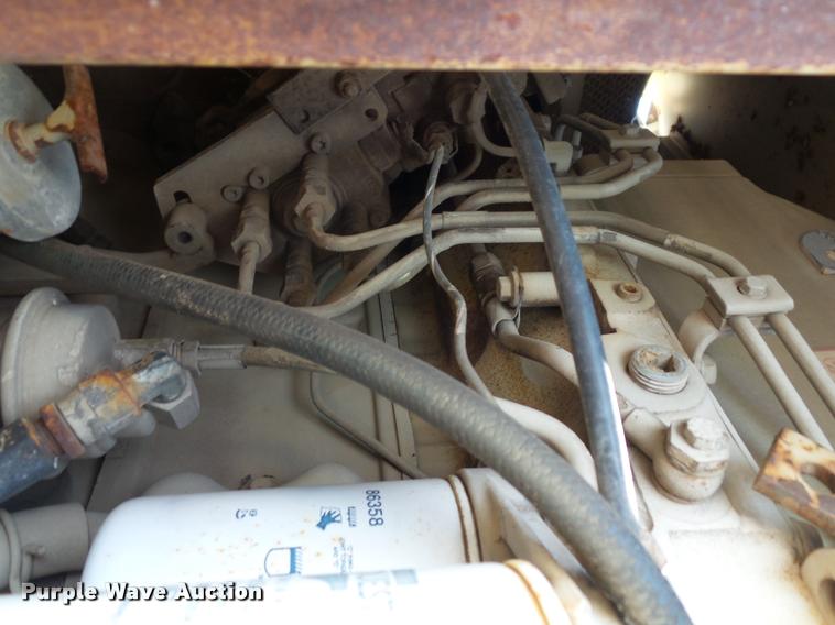 image for item BK9585 1989 VMI 415 mini dredge