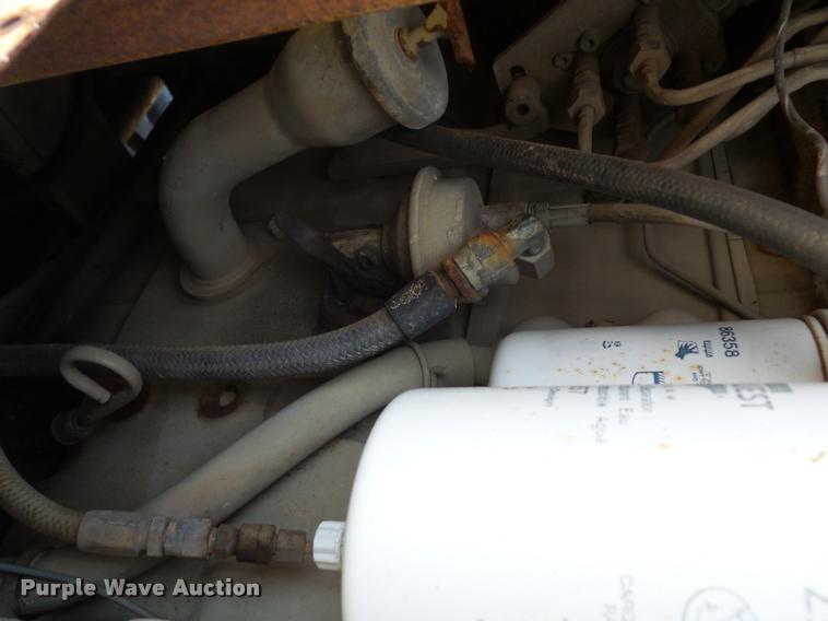 image for item BK9585 1989 VMI 415 mini dredge