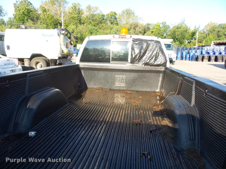 image for item BK9597 2006 Chevrolet Silverado 2500HD pickup truck