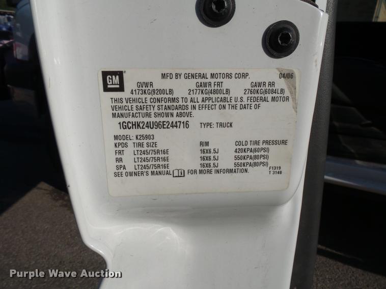 image for item BK9597 2006 Chevrolet Silverado 2500HD pickup truck