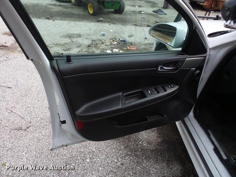 image for item BK9616 2013 Chevrolet Impala Police Cruiser