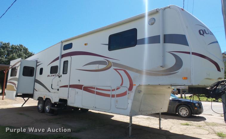 image for item BU9792 2008 Fleetwood Quantum 375RLQS Extreme Edition camper