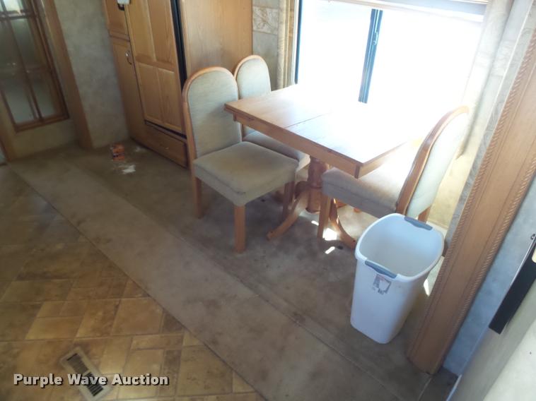 image for item BU9792 2008 Fleetwood Quantum 375RLQS Extreme Edition camper