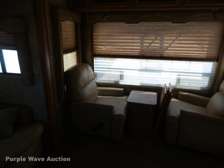 image for item BU9792 2008 Fleetwood Quantum 375RLQS Extreme Edition camper