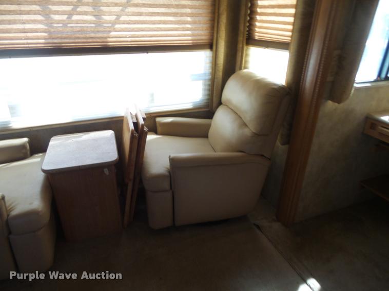 image for item BU9792 2008 Fleetwood Quantum 375RLQS Extreme Edition camper