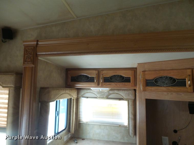 image for item BU9792 2008 Fleetwood Quantum 375RLQS Extreme Edition camper