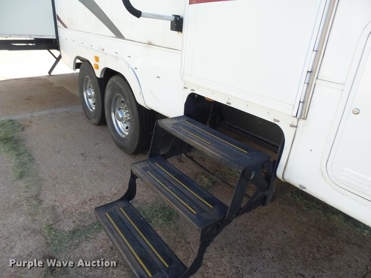 image for item BU9792 2008 Fleetwood Quantum 375RLQS Extreme Edition camper