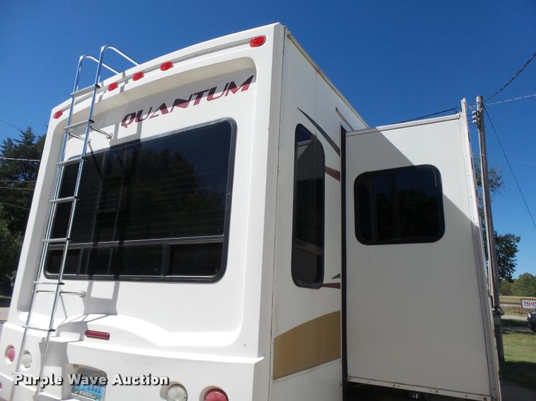 image for item BU9792 2008 Fleetwood Quantum 375RLQS Extreme Edition camper