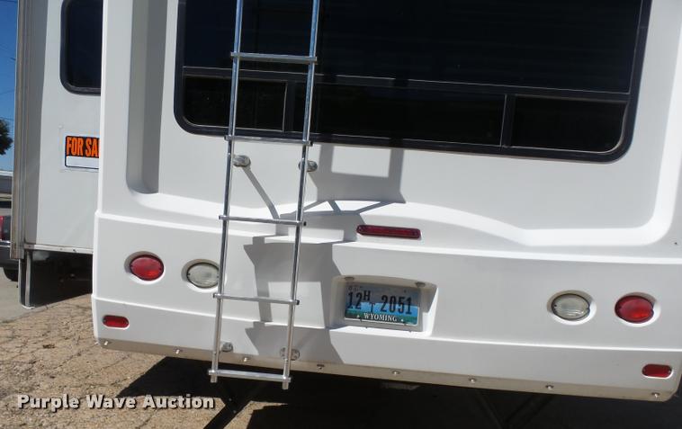 image for item BU9792 2008 Fleetwood Quantum 375RLQS Extreme Edition camper