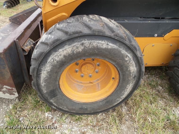 image for item BV9372 2012 Case SR220 skid steer