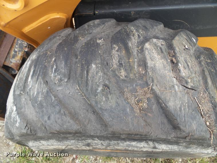 image for item BV9372 2012 Case SR220 skid steer