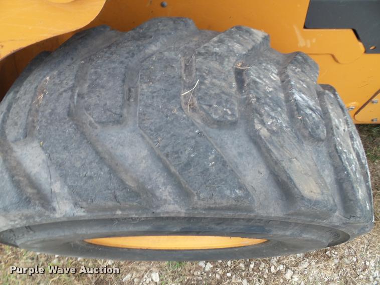 image for item BV9372 2012 Case SR220 skid steer