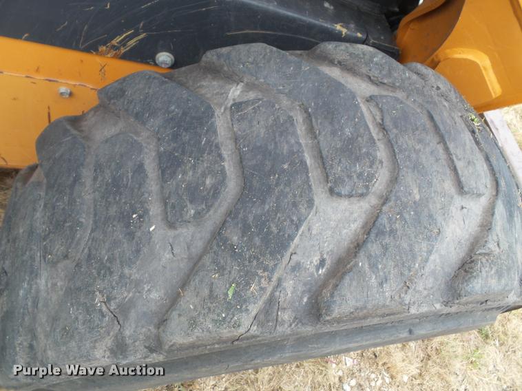 image for item BV9372 2012 Case SR220 skid steer