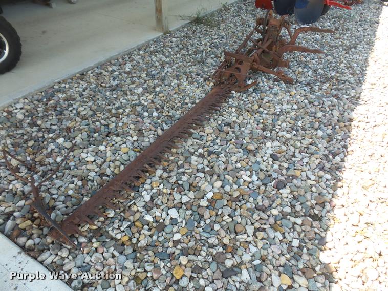 image for item BV9890 Farmall sickle mower