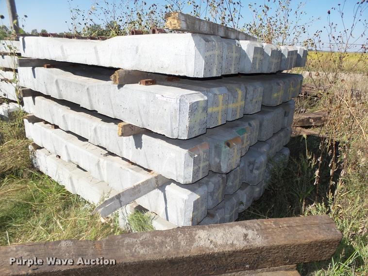image for item BX9219 (40) concrete railroad ties