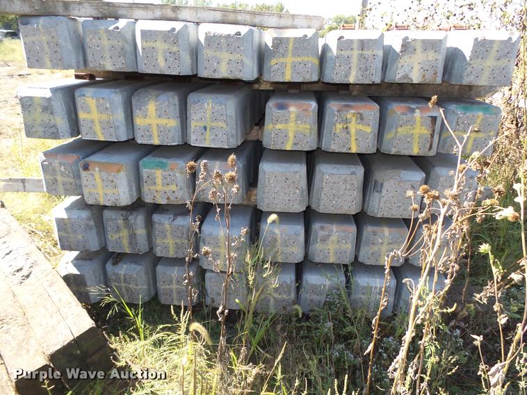 image for item BX9219 (40) concrete railroad ties