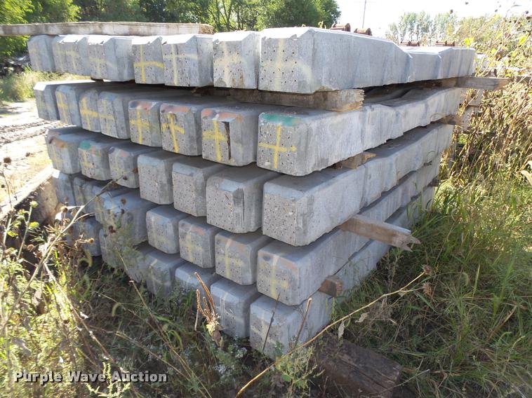 image for item BX9219 (40) concrete railroad ties