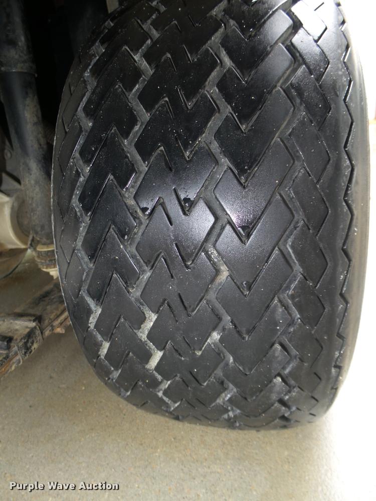 image for item BX9222 2010 Ez-go golf cart