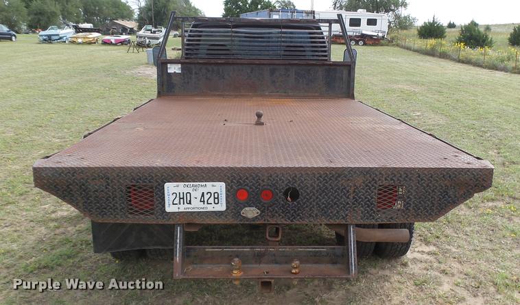 image for item BY9597 1995 Ford F450 Super Duty XLT flatbed truck