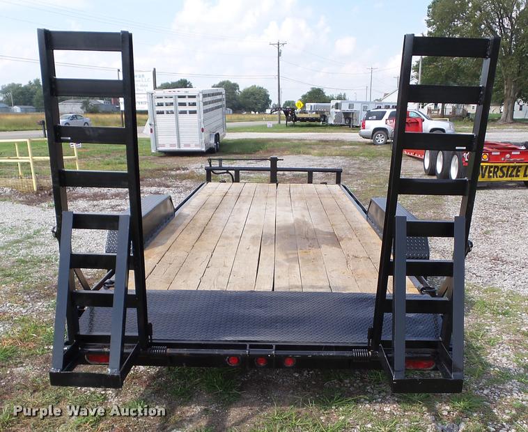 image for item BZ9859 2013 Maxey trailer