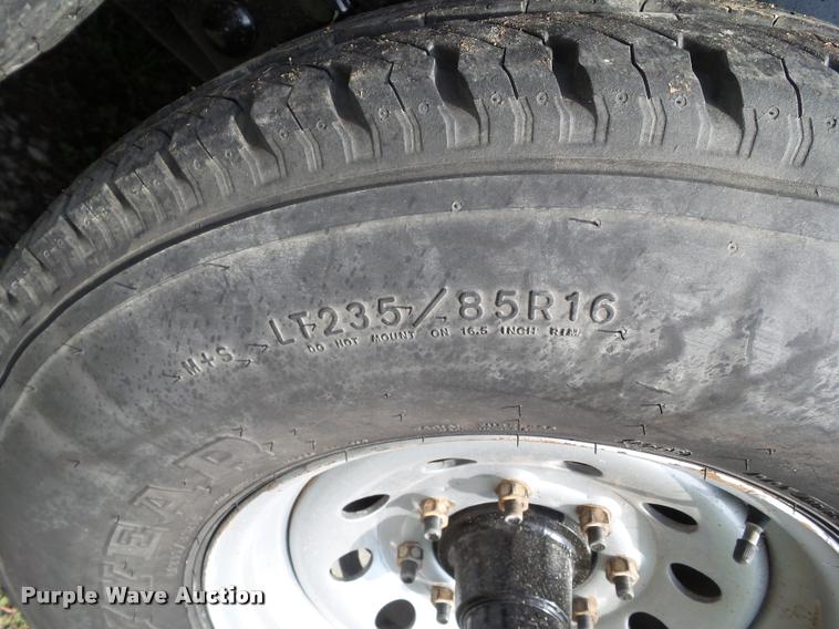 image for item BZ9859 2013 Maxey trailer