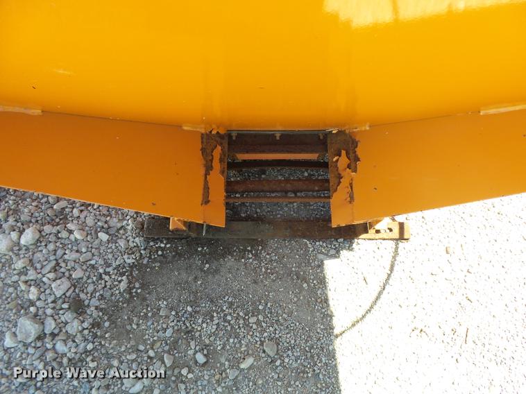 image for item CA9944 Henderson spreader