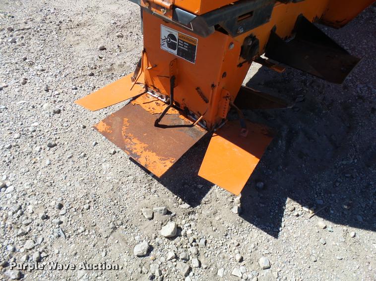 image for item CA9944 Henderson spreader