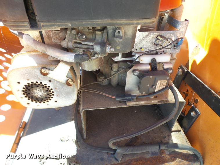 image for item CA9944 Henderson spreader