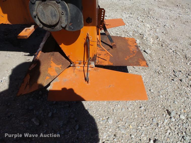 image for item CA9944 Henderson spreader