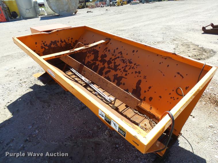 image for item CA9944 Henderson spreader