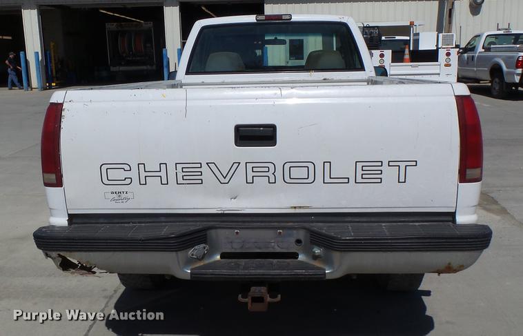 image for item CC9399 1999 Chevrolet 2500 pickup truck
