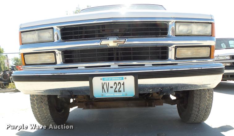 image for item CC9399 1999 Chevrolet 2500 pickup truck