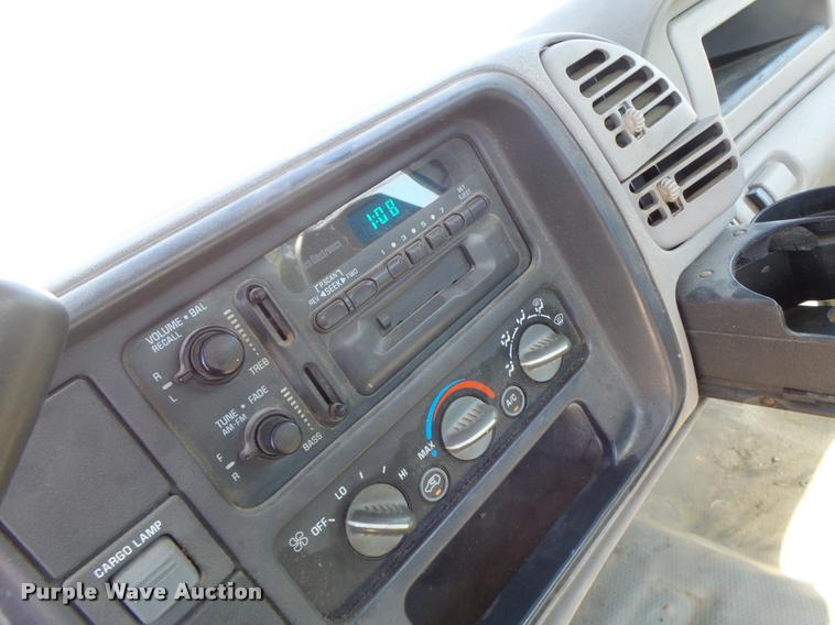 image for item CC9399 1999 Chevrolet 2500 pickup truck