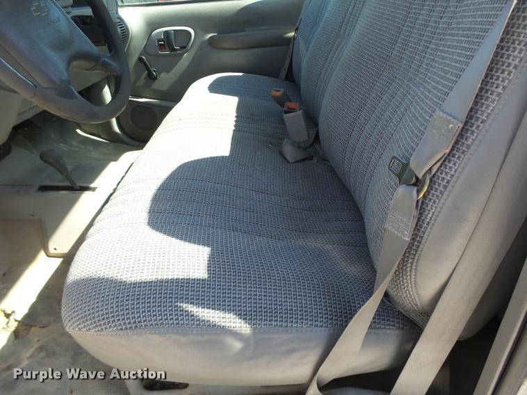 image for item CC9399 1999 Chevrolet 2500 pickup truck