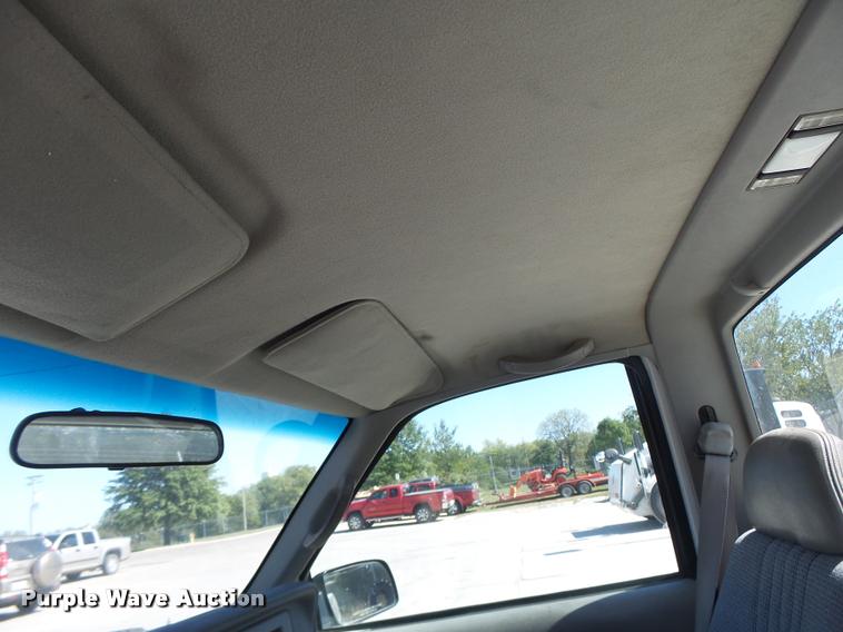 image for item CC9399 1999 Chevrolet 2500 pickup truck