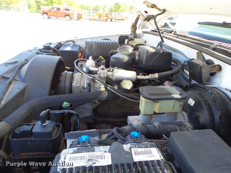 image for item CC9399 1999 Chevrolet 2500 pickup truck