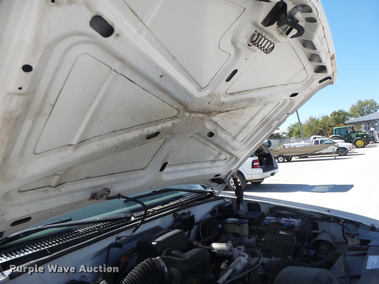 image for item CC9399 1999 Chevrolet 2500 pickup truck