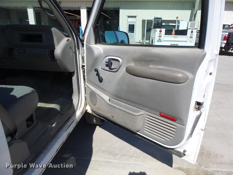 image for item CC9399 1999 Chevrolet 2500 pickup truck