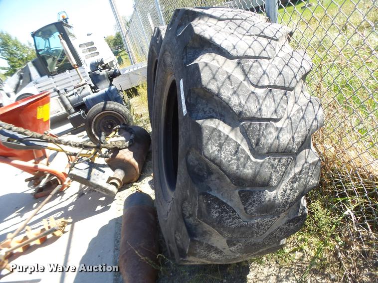 image for item CC9400 Firestone tires