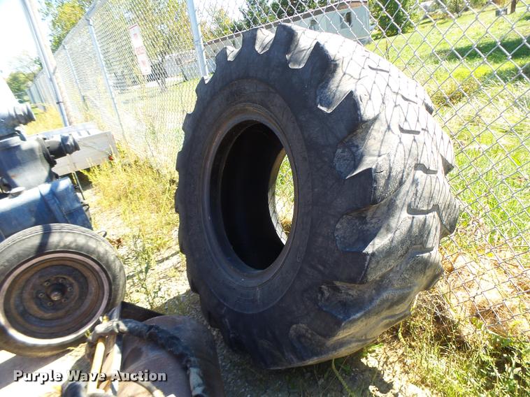 image for item CC9400 Firestone tires