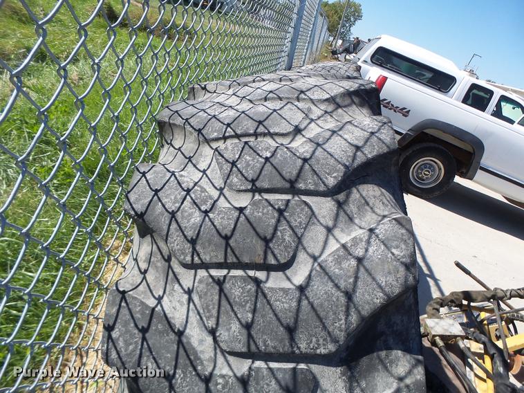 image for item CC9400 Firestone tires